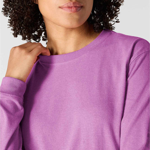 women's loose fit heavyweight long-sleeve logo sleeve graphic t-shirt