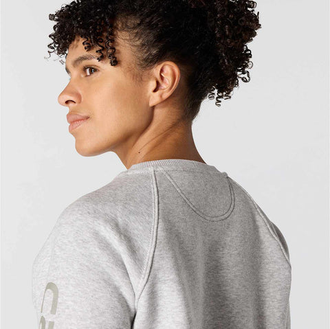 women's relaxed fit midweight graphic crewneck sweatshirt