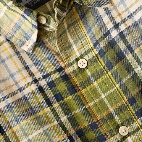 rugged flex™ relaxed fit lightweight long-sleeve plaid shirt