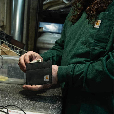 saddle leather bifold wallet