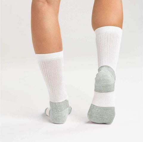 women's midweight cotton blend crew sock 3 pack